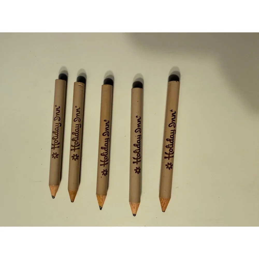 Vintage holiday inn mini pencils set  of 5.